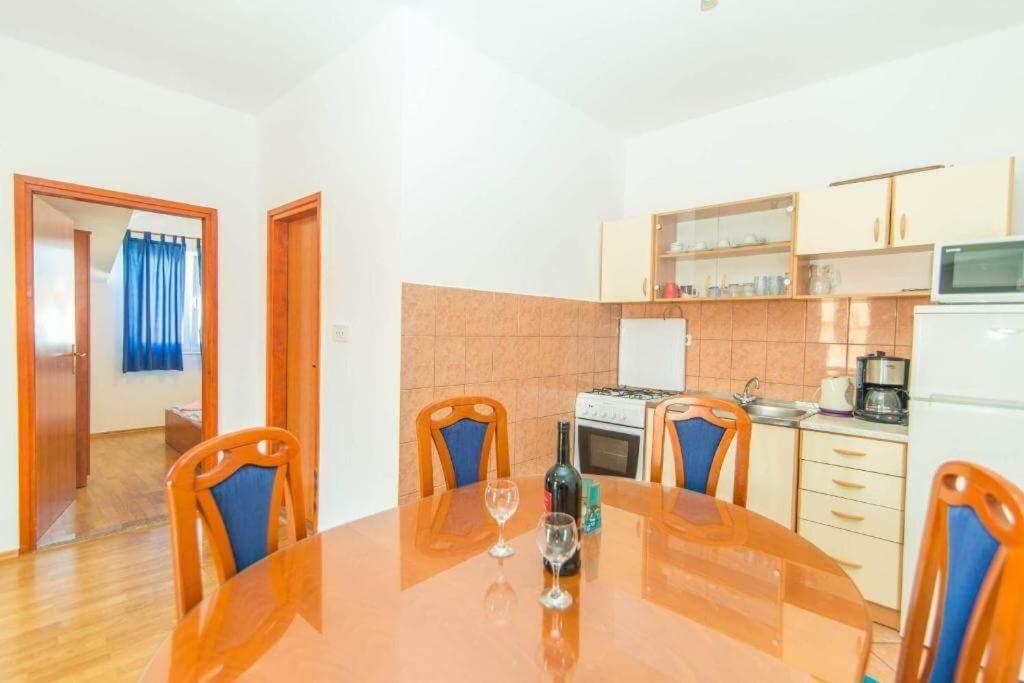 Apartmani Jerkin Vodice Exterior photo
