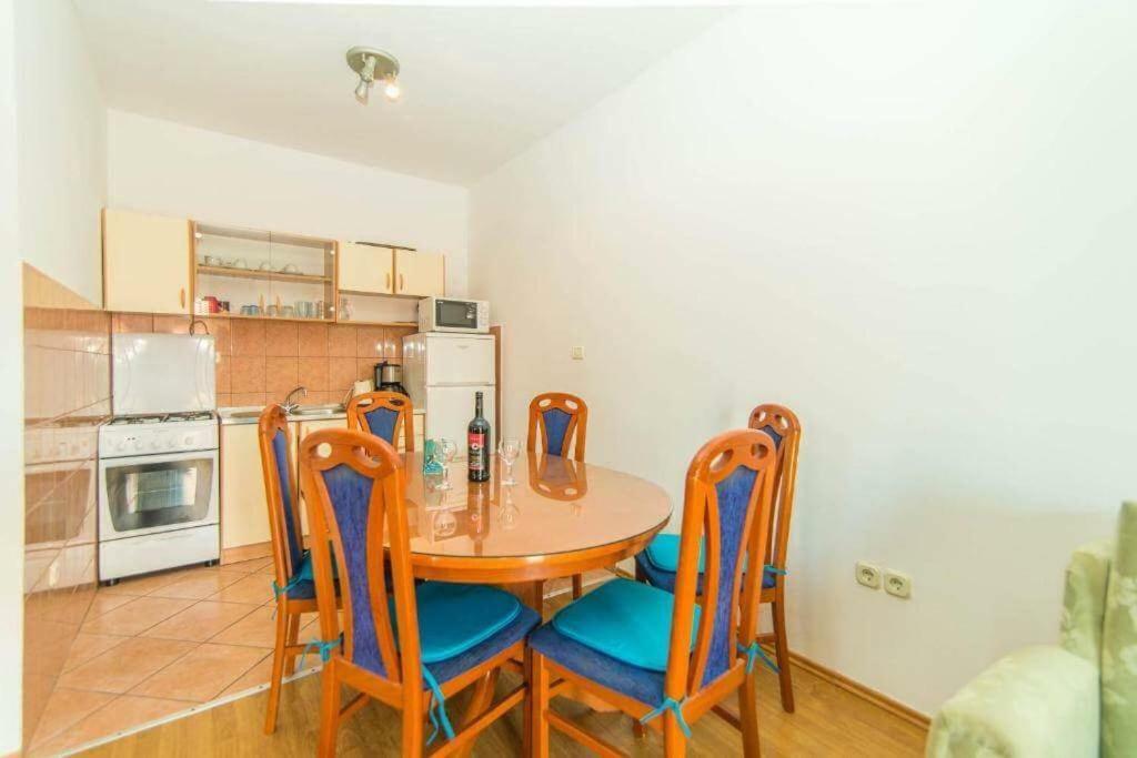 Apartmani Jerkin Vodice Exterior photo